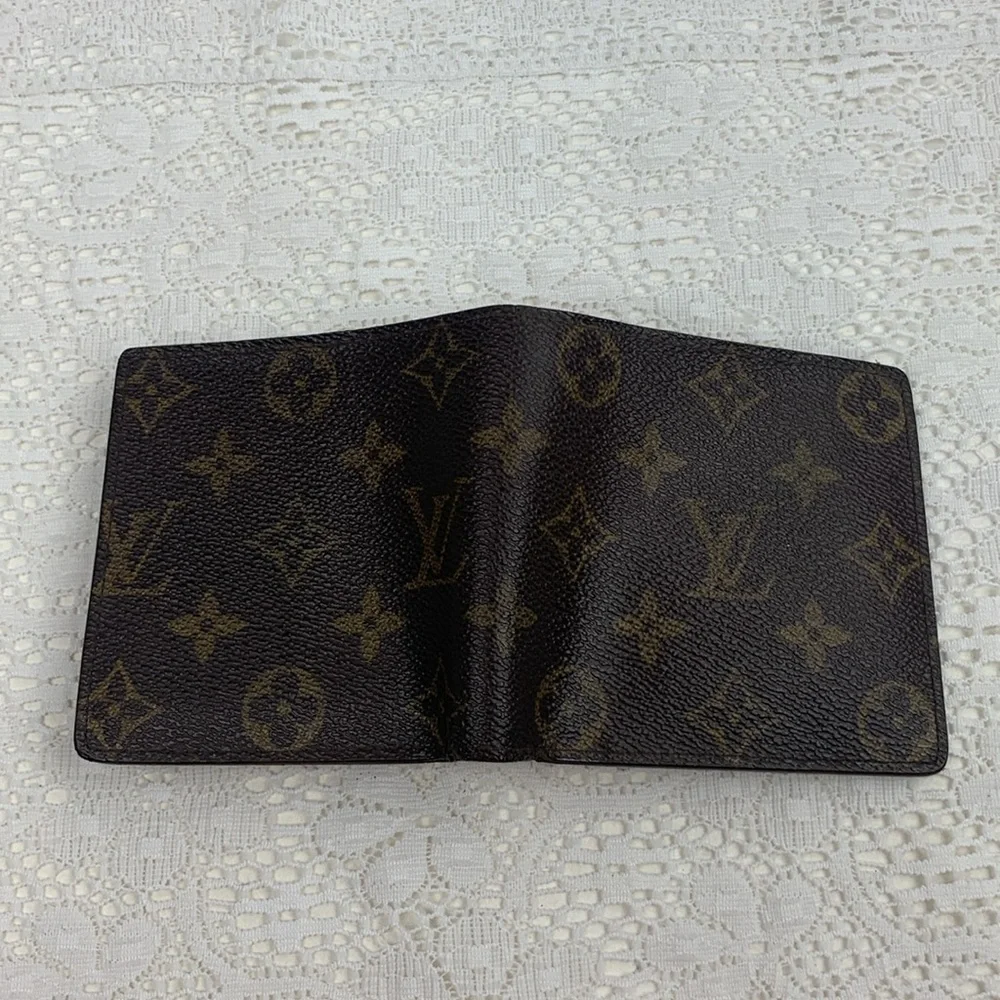 Louis Vuitton Vintage Leather Logo Bifold Wallet Brown Authenticity Certified